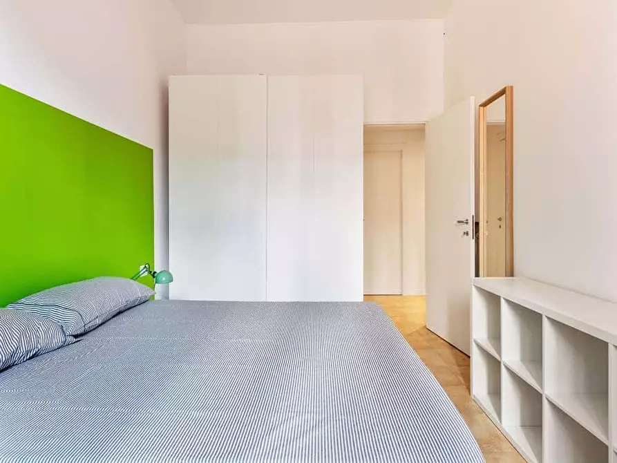 Immagine 3 di Camera in affitto  in Via Pantigliate6 a Milano