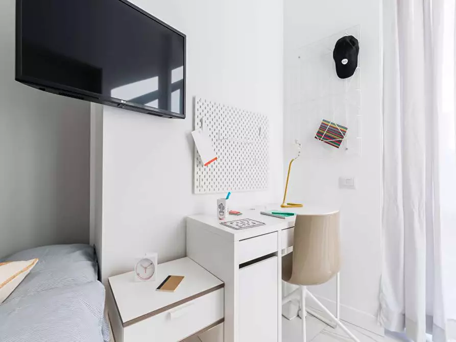 Immagine 4 di Camera in affitto  in Viale Bligny28 a Milano