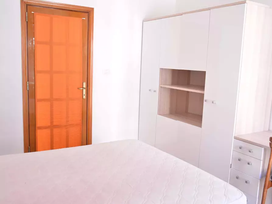 Immagine 2 di Camera in affitto  in Via Pola26 a Cagliari