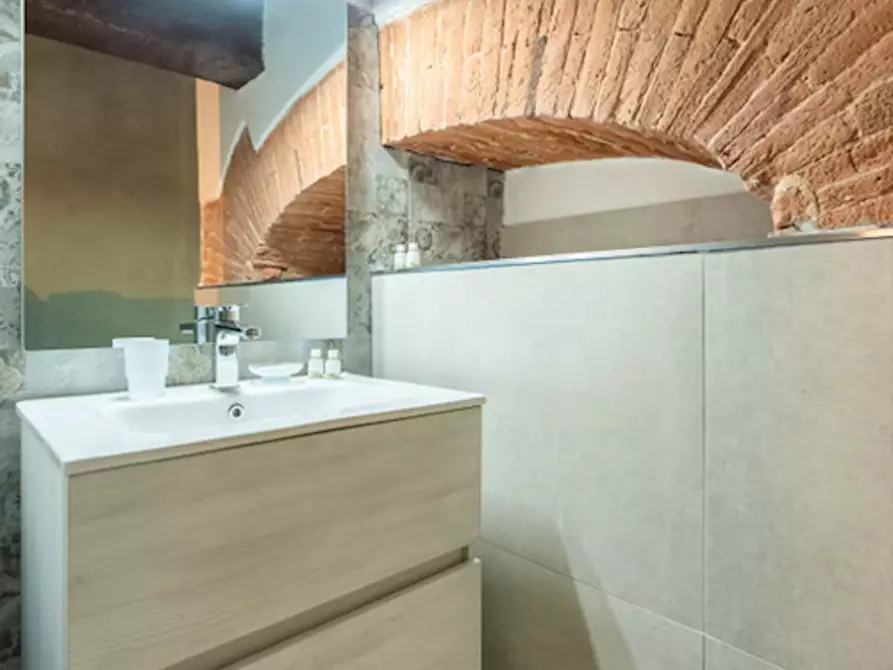 Immagine 29 di Appartamento in affitto  in Via della Vigna Vecchia a Firenze