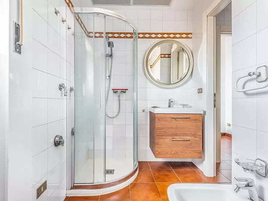 Immagine 17 di Appartamento in affitto  in Via Monte Rosa13 a Milano