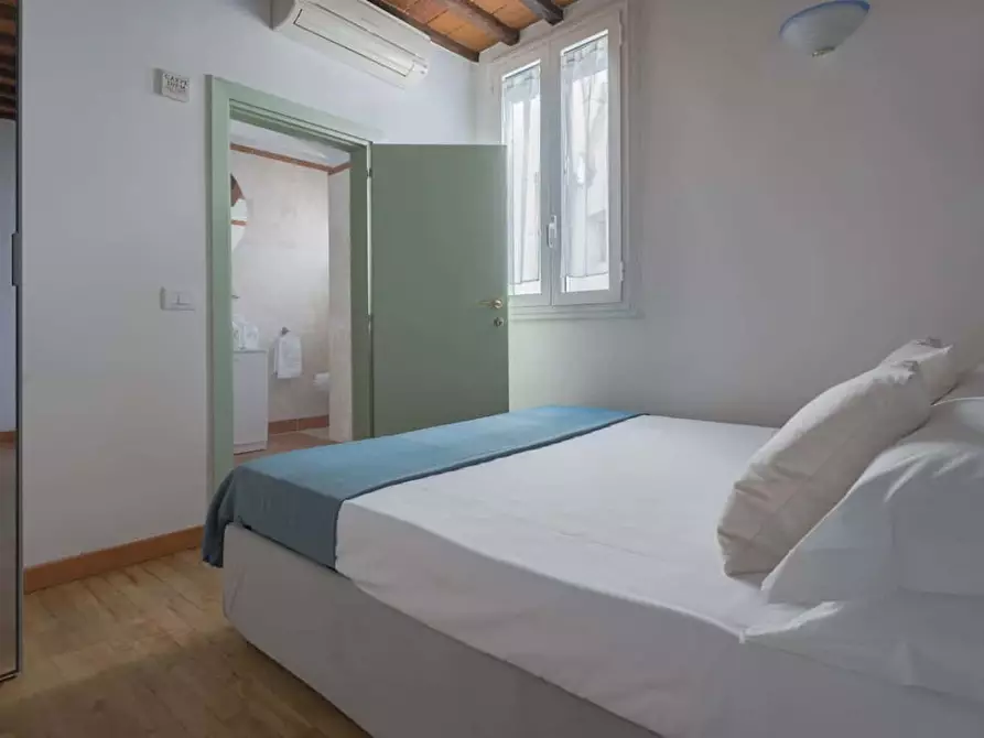 Immagine 11 di Appartamento in affitto  in Piazza di Santa Maria Novella18 a Firenze