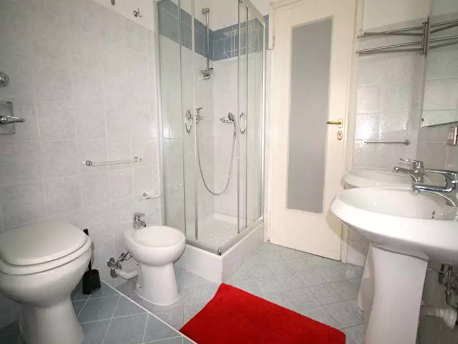 Immagine 2 di Camera in affitto  in Via Lecco22 a Milano