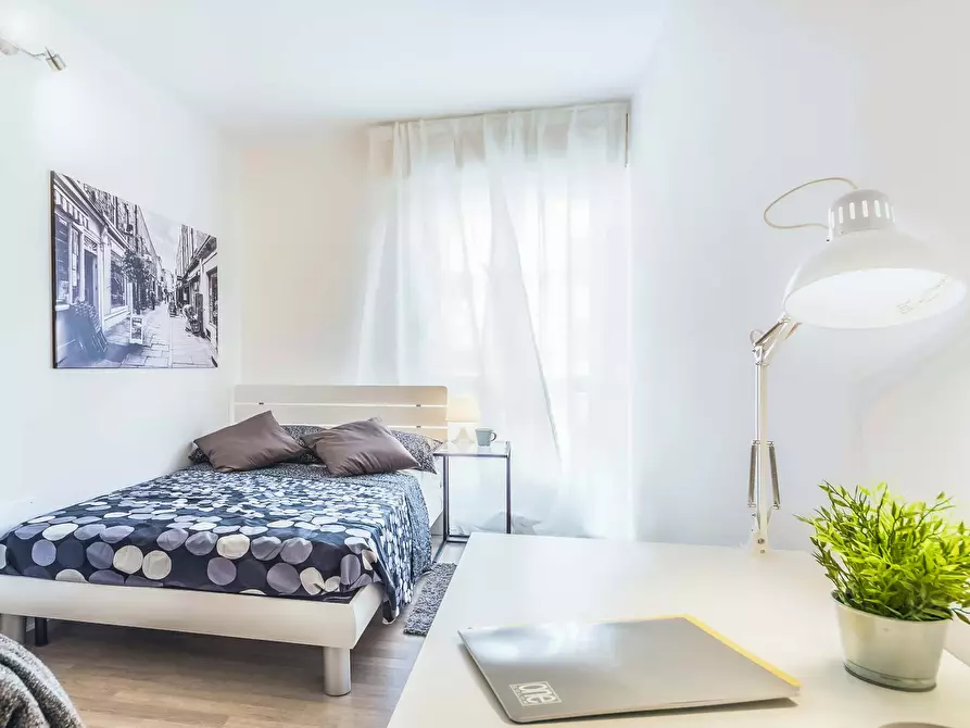 Immagine 2 di Camera in affitto  in Via Milano a Venezia