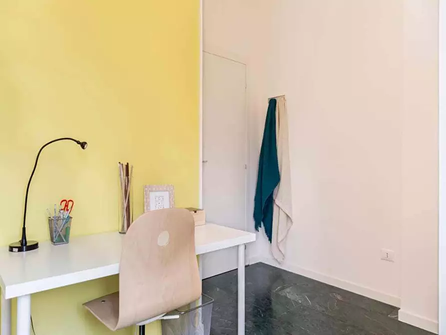 Immagine 3 di Camera in affitto  in Via Giuseppe Frua16 a Milano