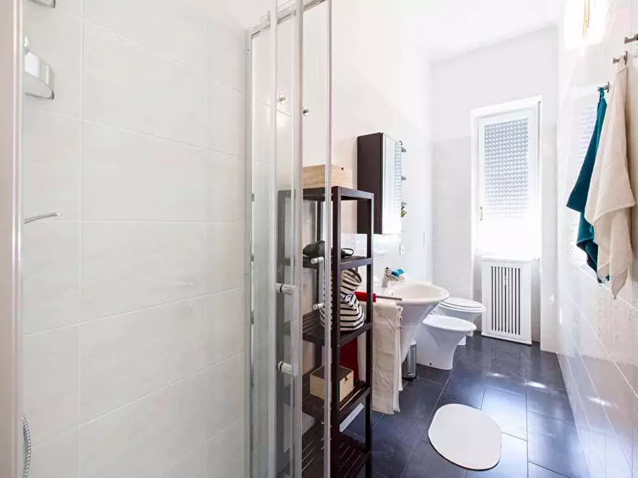 Immagine 16 di Camera in affitto  in Viale Emilio Caldara9 a Milano