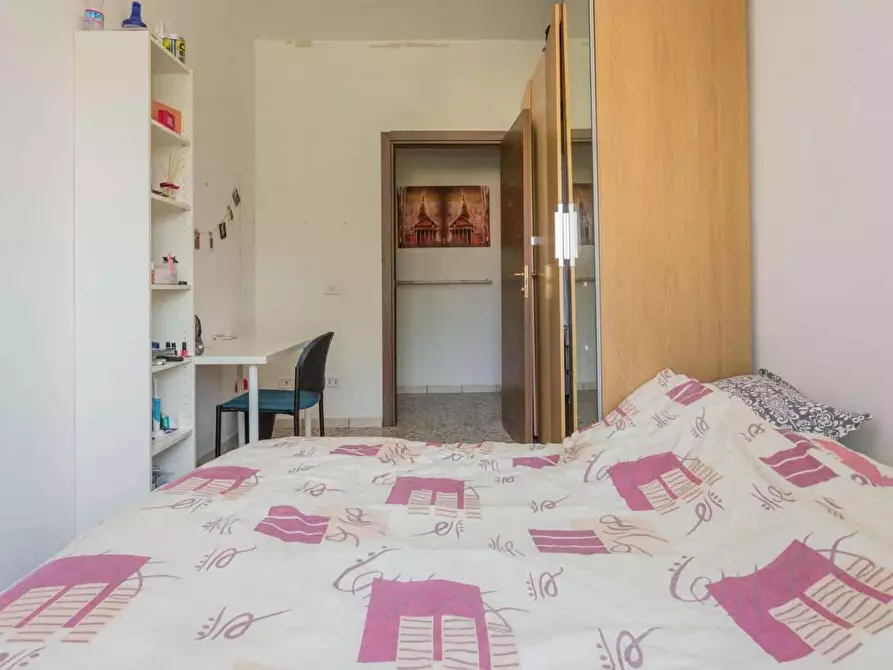 Immagine 27 di Camera in affitto  in Via Achille Feraboli a Milano