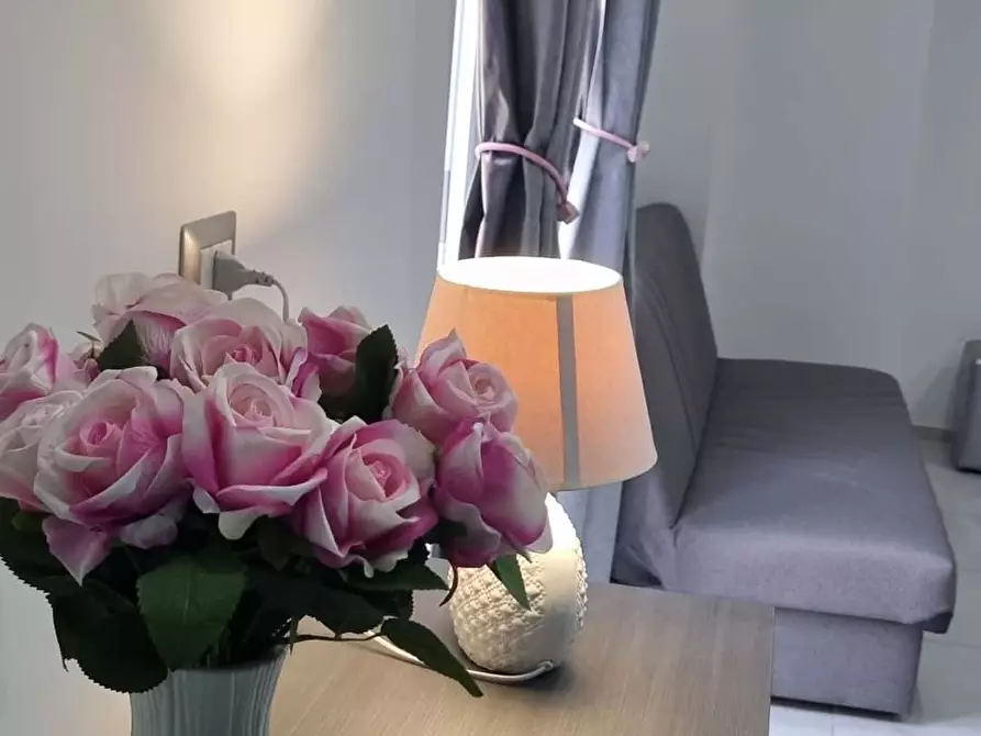 Immagine 19 di Camera in affitto  in Via dei Tribunali268 a Napoli