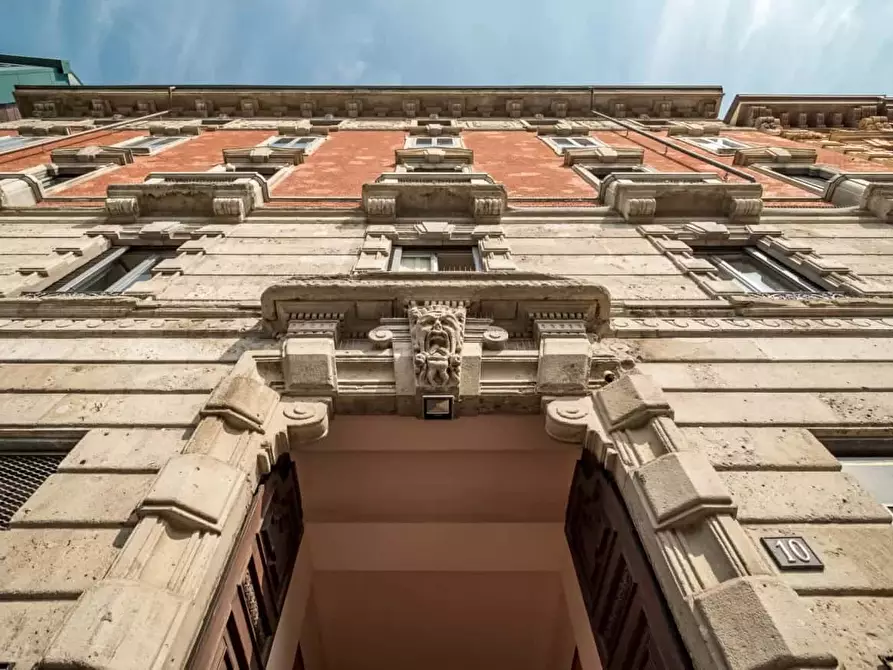 Immagine 9 di Appartamento in affitto  in Piazzale Luigi Cadorna10 a Milano