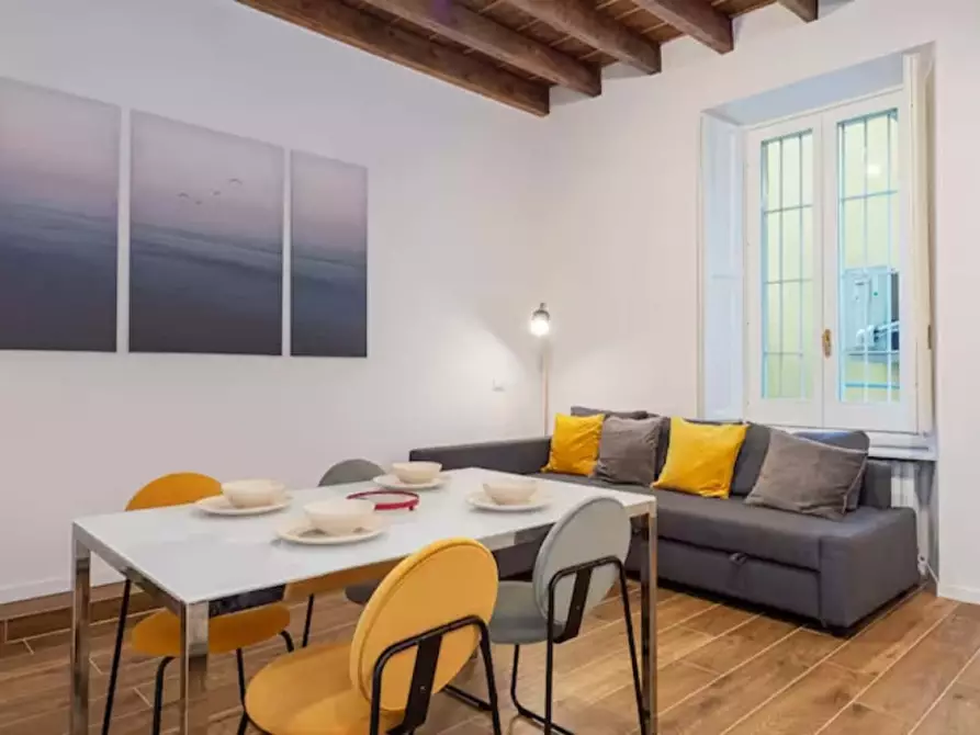 Immagine 2 di Appartamento in affitto  in Via Melzo5 a Milano