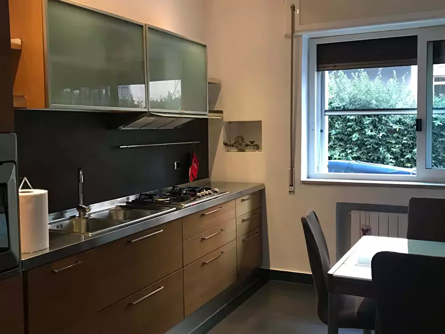 Immagine 7 di Appartamento in affitto  in Viale Colli Aminei58 a Napoli