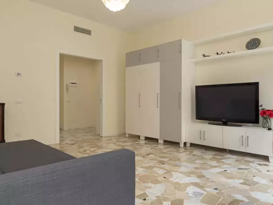 Immagine 15 di Appartamento in affitto  in Via Pietro Orseolo3 a Milano