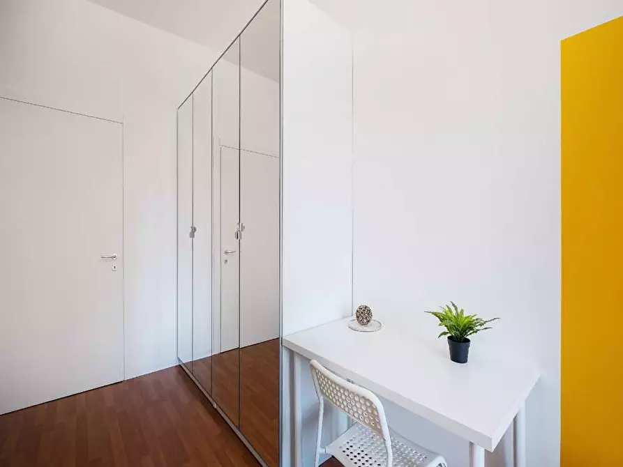 Immagine 5 di Camera in affitto  in Via Cosimo Del Fante12 a Milano