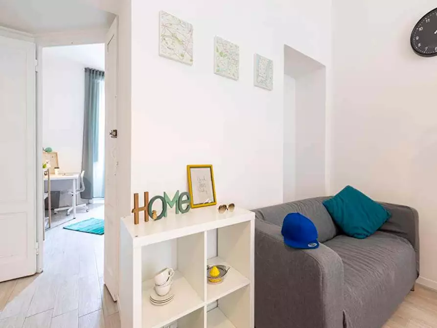 Immagine 15 di Camera in affitto  in Via della Moscova25 a Milano