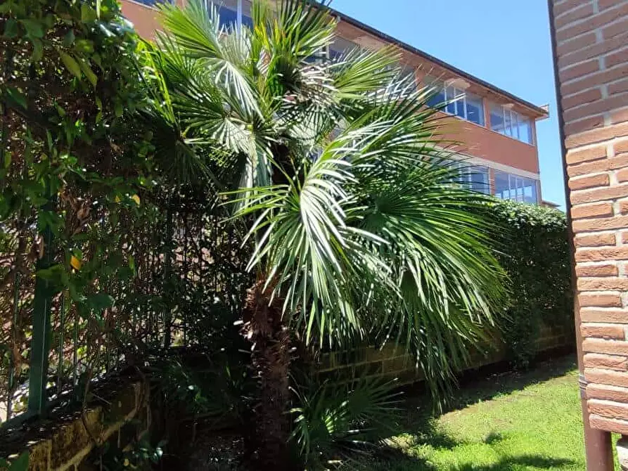 Immagine 28 di Appartamento in affitto  in Via Felice Caronni52 a Roma