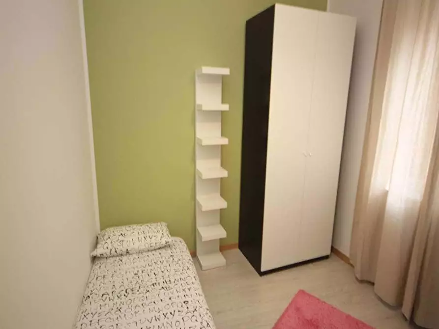 Immagine 4 di Camera in affitto  in Via Cesare Battisti21 a Milano