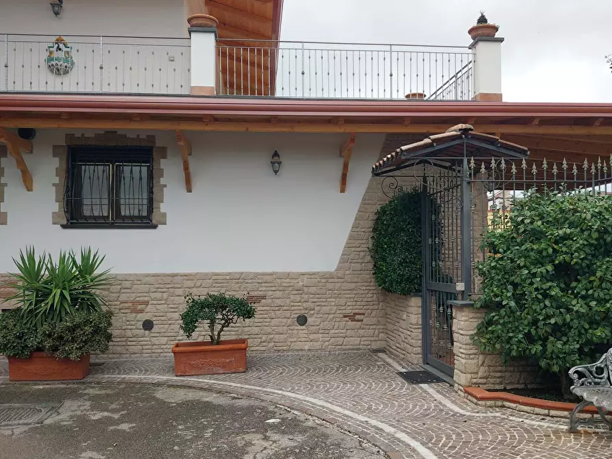 Immagine 3 di Appartamento in affitto  in Via San Romualdo33 a Napoli