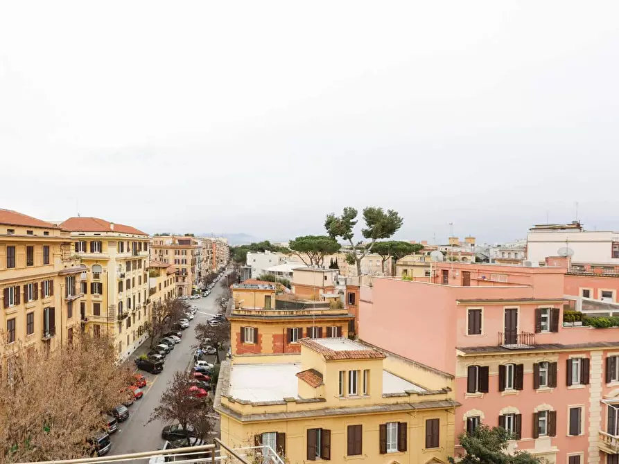 Immagine 32 di Appartamento in affitto  in Via Giorgio Baglivi8 a Roma