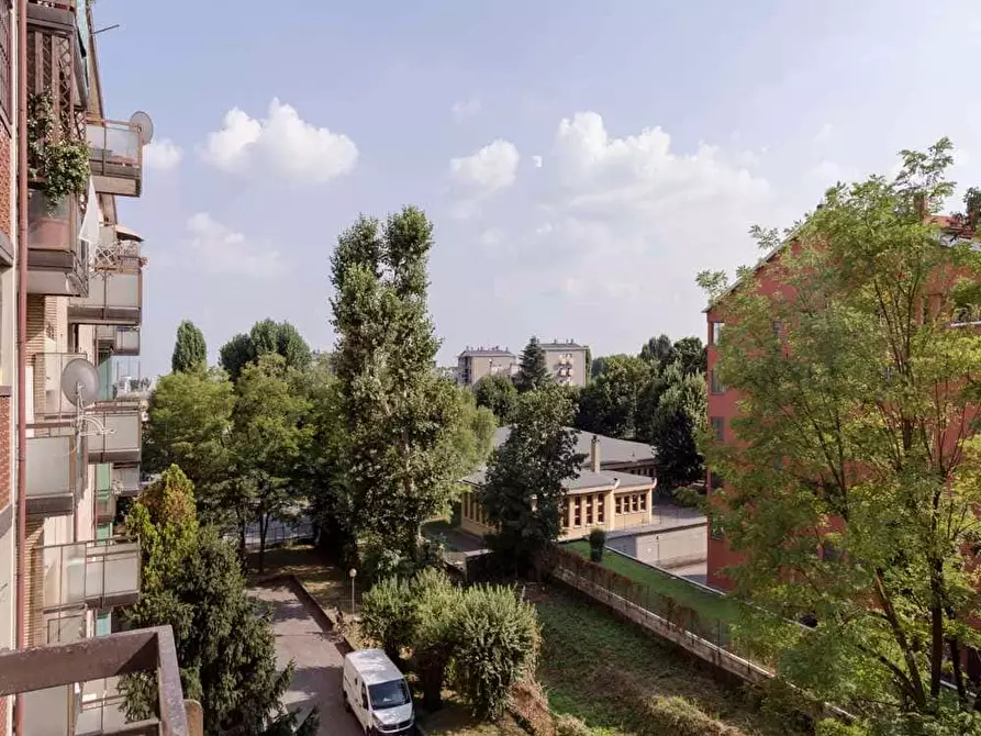 Immagine 40 di Camera in affitto  in Via dei Mandorli6 a Buccinasco