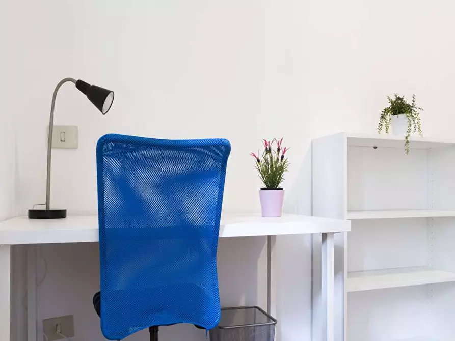 Immagine 4 di Camera in affitto  in Via Gustavo Modena35 a Milano