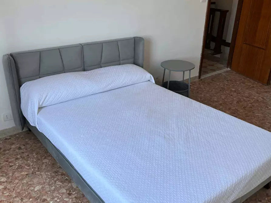 Immagine 3 di Camera in affitto  in Via Imperia6 a Roma