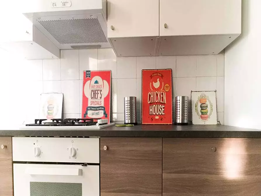 Immagine 15 di Camera in affitto  in Via Ariberto1 a Milano