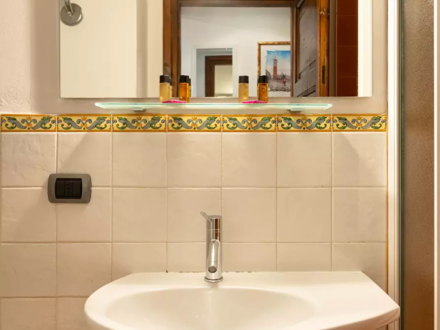 Immagine 13 di Appartamento in affitto  in Via del Corso a Firenze