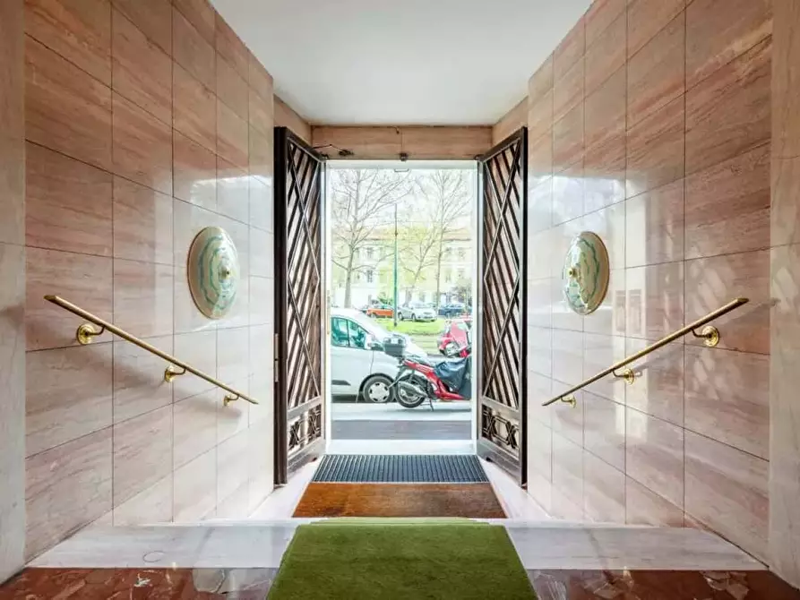 Immagine 23 di Appartamento in affitto  in Corso Sempione21 a Milano