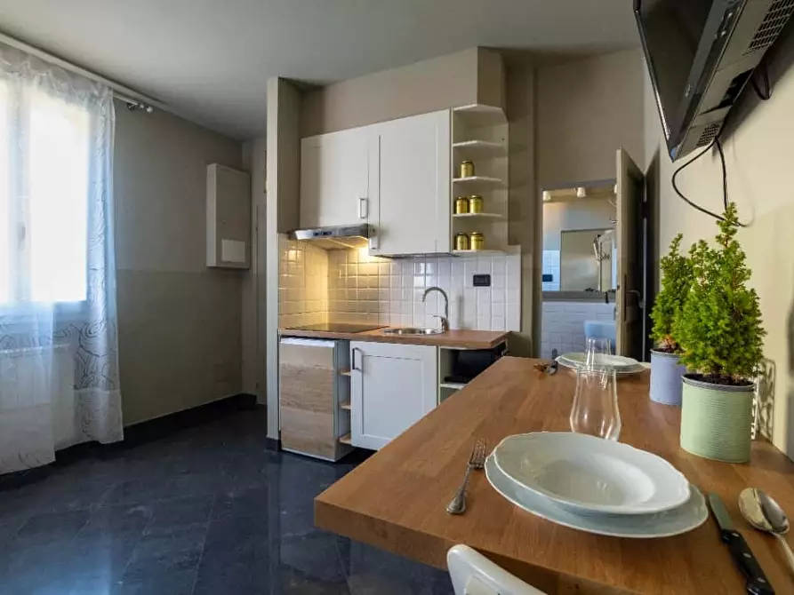 Immagine 3 di Appartamento in affitto  in Via Porrettana31 a Bologna