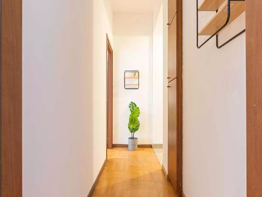 Immagine 1 di Camera in affitto  in Via Novegno1 a Milano