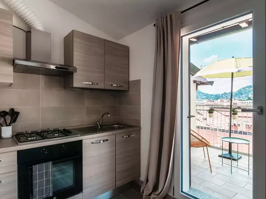 Immagine 32 di Appartamento in affitto  in Via Bonanomi14 a Como