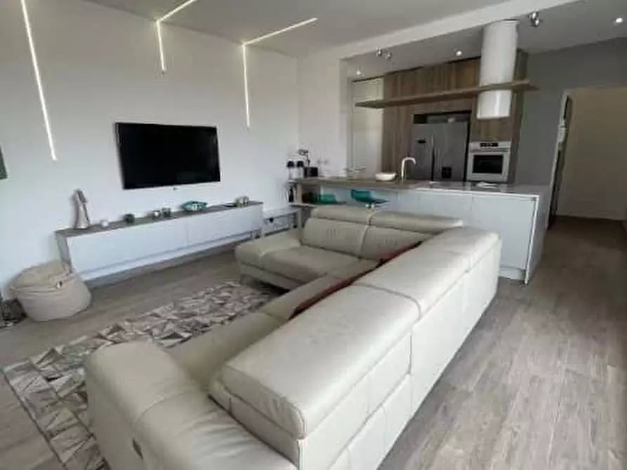 Immagine 19 di Appartamento in affitto  in Via Torri in Sabina14 a Roma