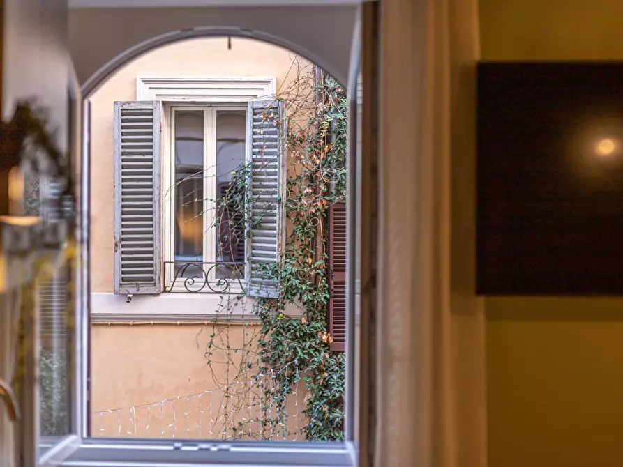 Immagine 20 di Appartamento in affitto  in Via della Madonna dei Monti15 a Roma