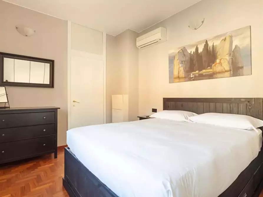 Immagine 27 di Appartamento in affitto  in Via Friuli51 a Milano