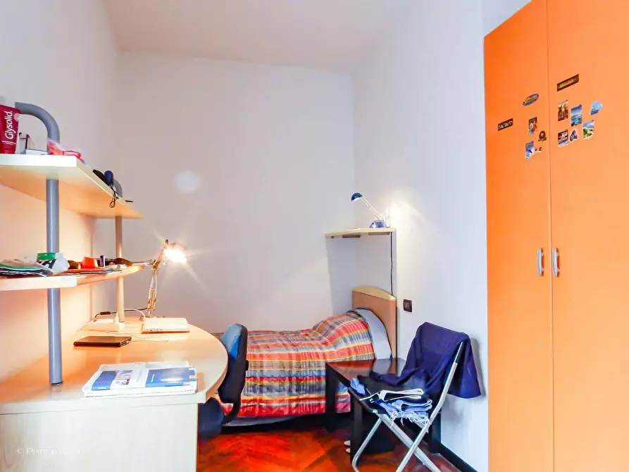 Immagine 1 di Camera in affitto  in Via Tommaso Gar10 a Trento