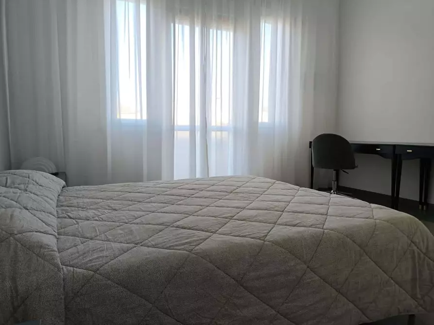 Immagine 140 di Appartamento in affitto  in Via Irnerio9 a Bologna