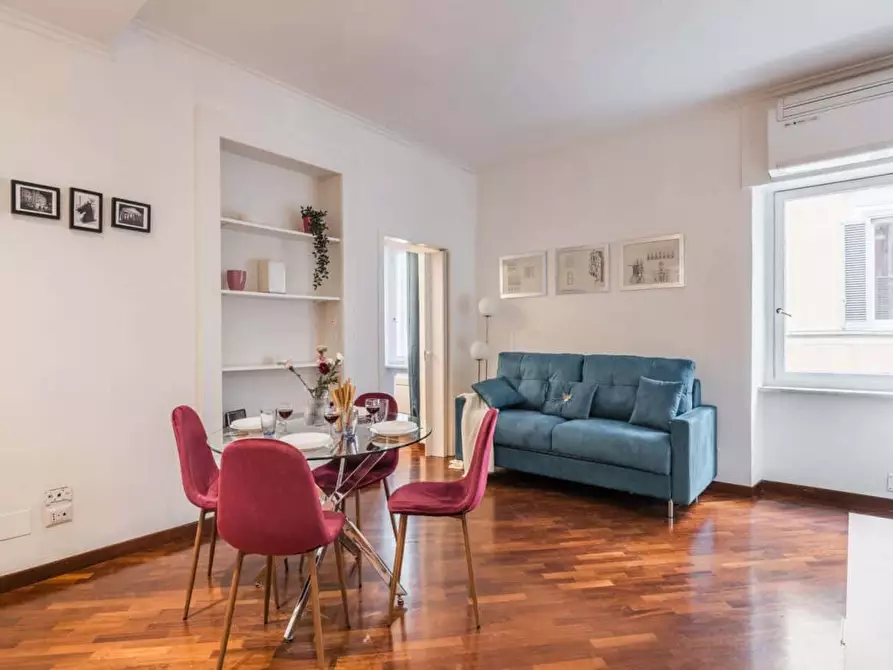 Immagine 2 di Appartamento in affitto  in Via Frattina a Roma