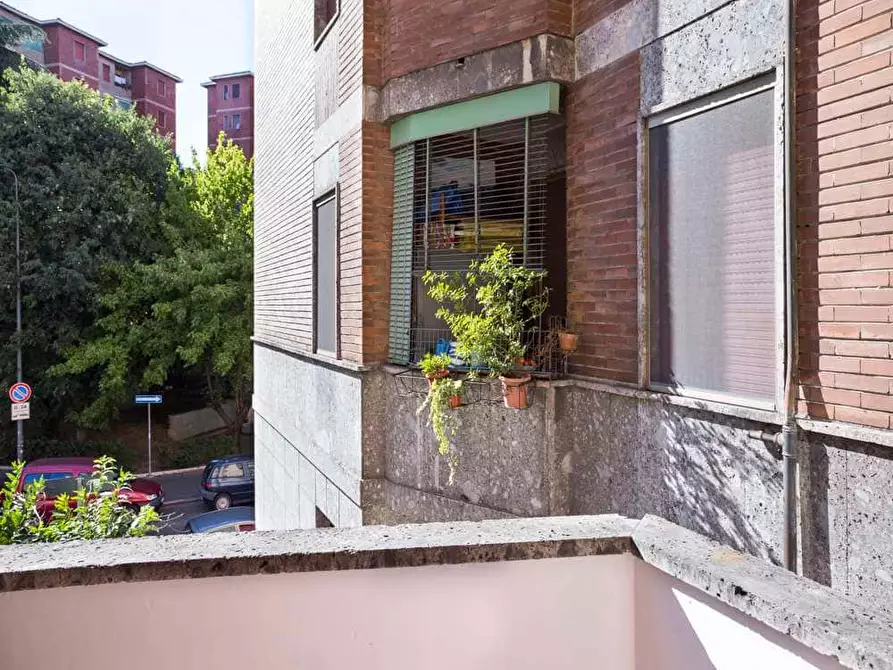 Immagine 44 di Camera in affitto  in Via Salvatore Barzilai14 a Milano