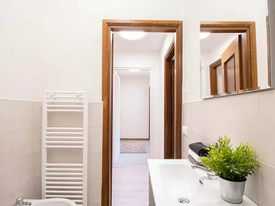 Immagine 6 di Camera in affitto  in Via Fiumicello a Verona