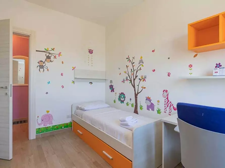 Immagine 4 di Appartamento in affitto  in Via Alcuino7 a Milano