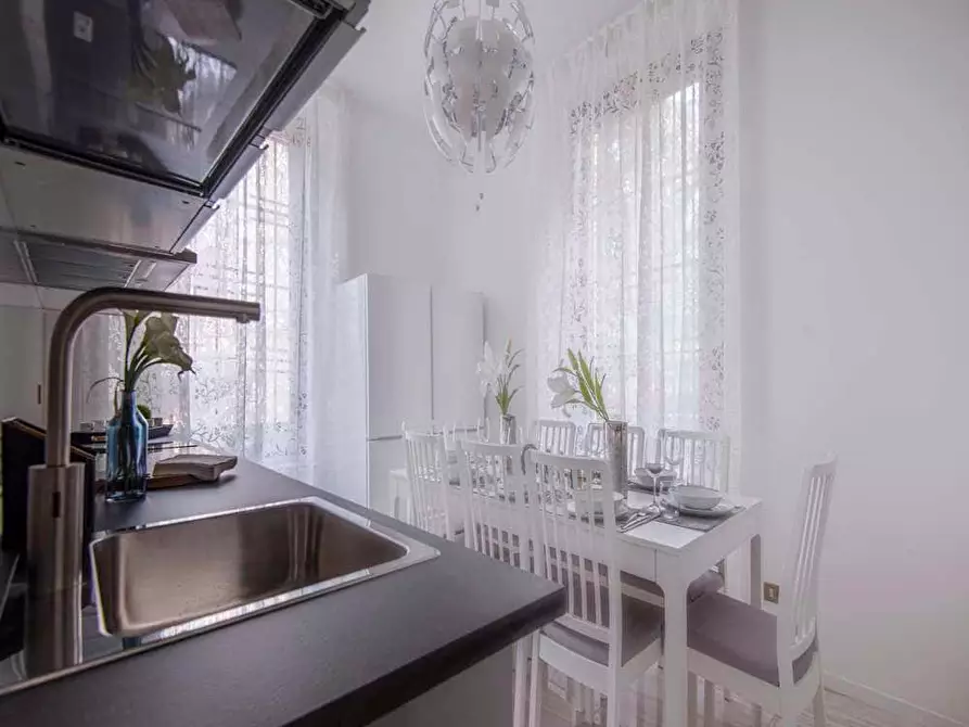 Immagine 27 di Camera in affitto  in Viale Nazario Sauro4 a Milano