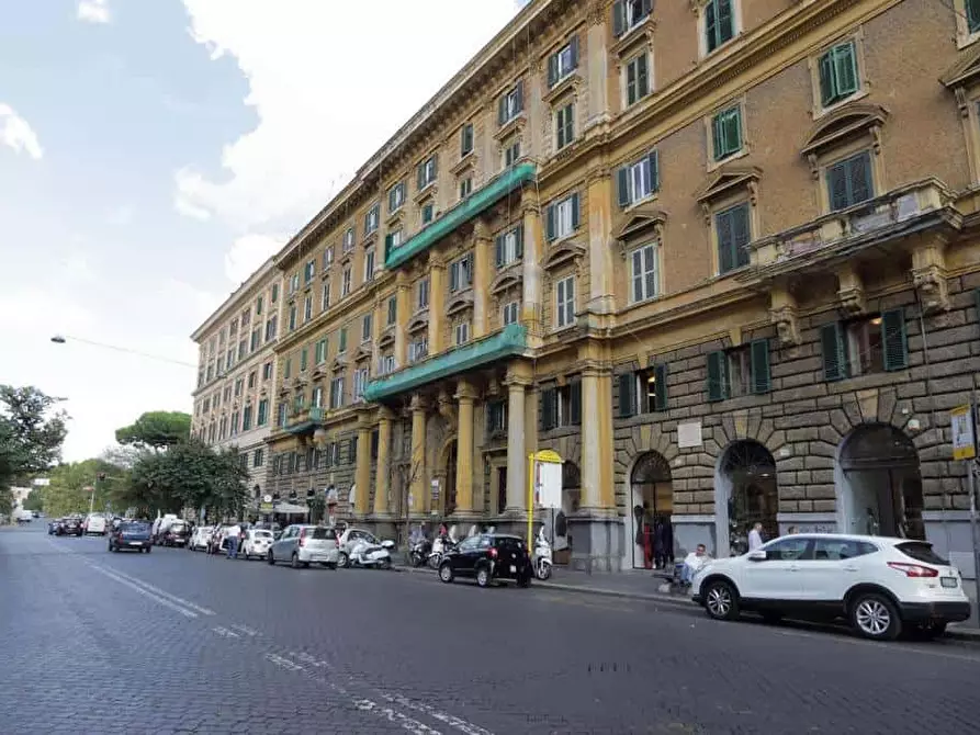 Immagine 19 di Appartamento in affitto  in Via Cola di Rienzo44 a Roma