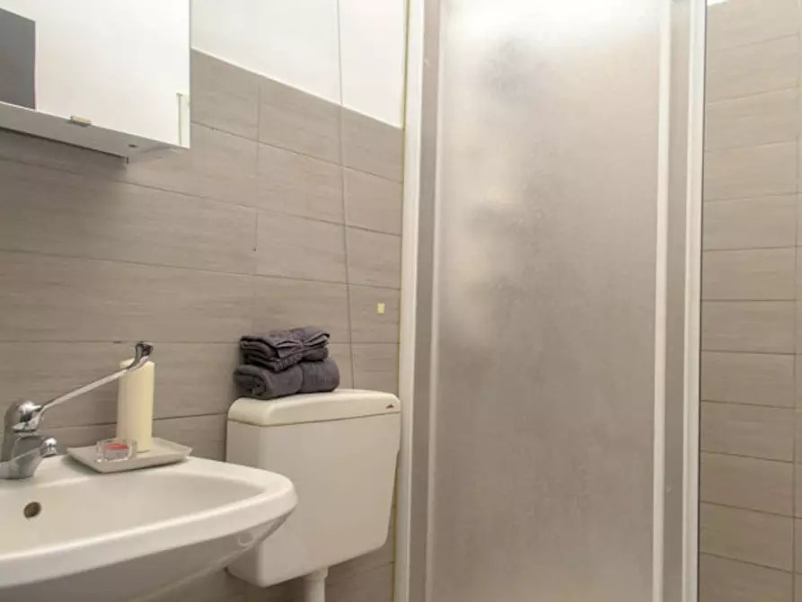 Immagine 16 di Camera in affitto  in Via Romolo Gessi17 a Torino