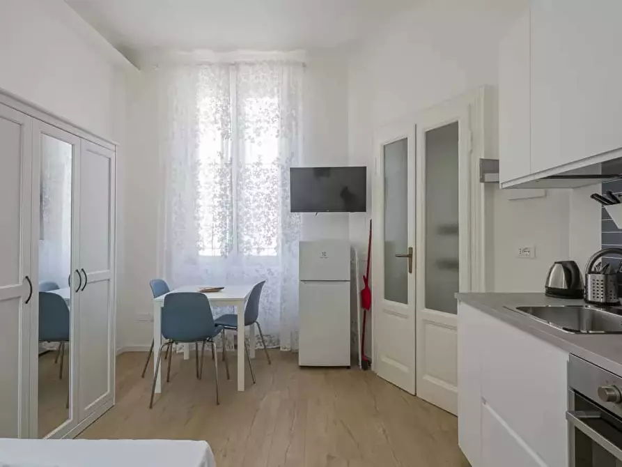 Immagine 7 di Appartamento in affitto  in Via Accademia53 a Milano