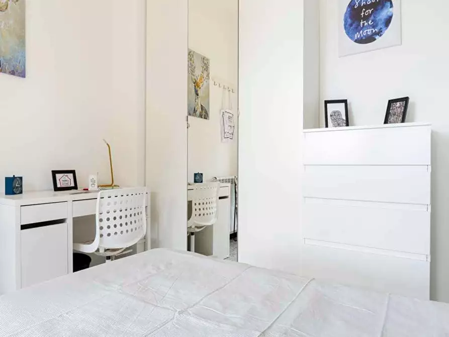 Immagine 5 di Camera in affitto  in Via delle Ande8 a Milano