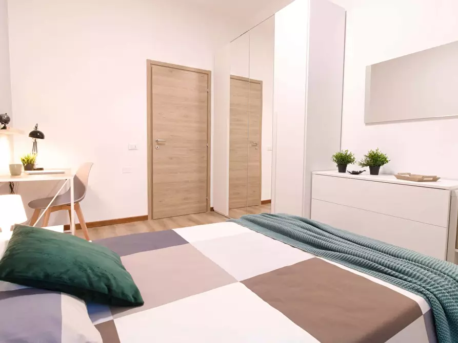 Immagine 1 di Camera in affitto  in Via Senatore Diogene Valotti a Brescia