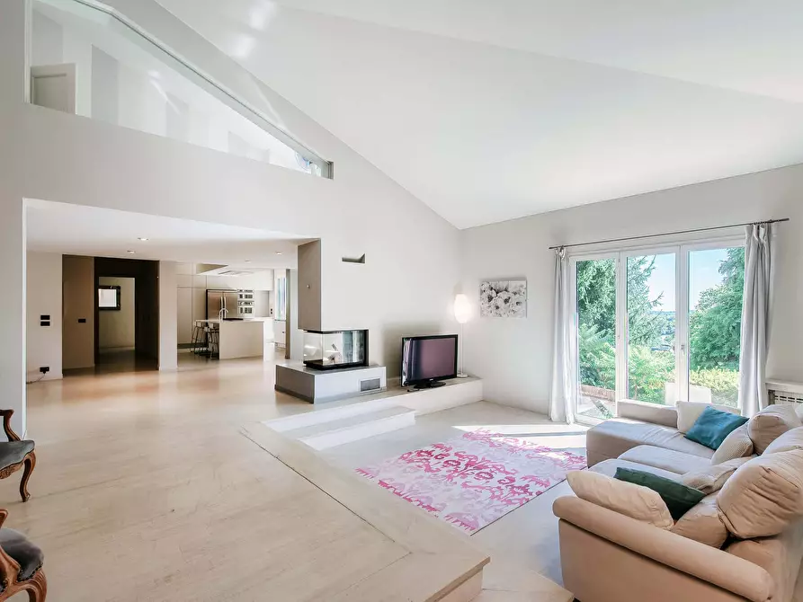 Immagine 21 di Appartamento in affitto  in Via Belvedere10 a Bizzarone