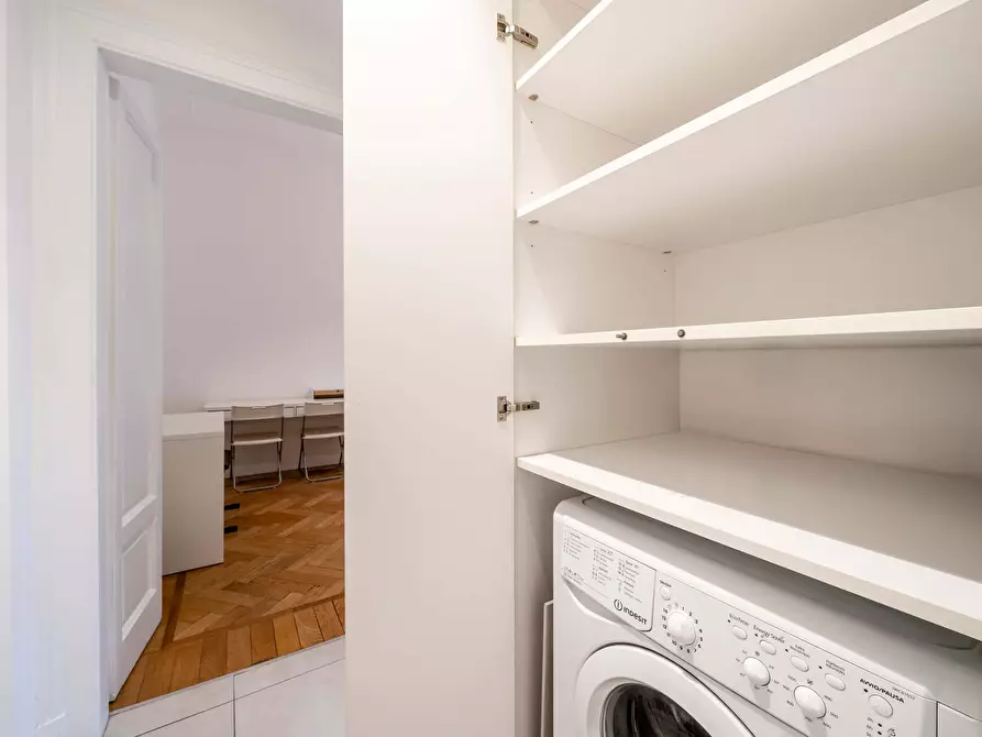Immagine 21 di Appartamento in affitto  in Via Tiziano13 a Milano