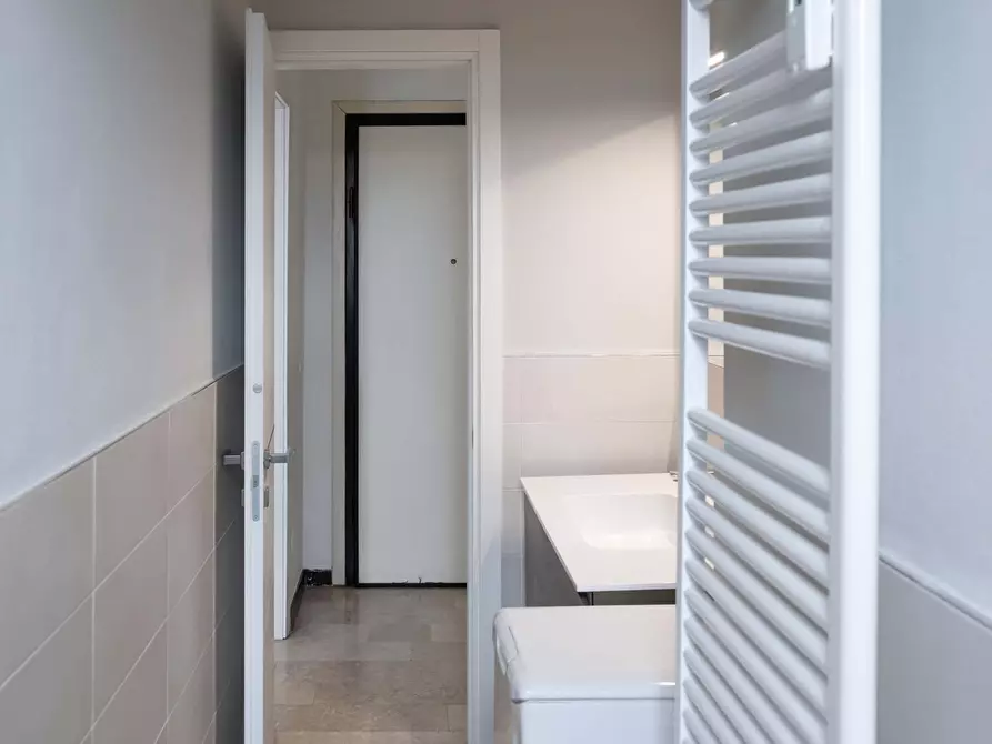 Immagine 23 di Appartamento in affitto  in Alzaia Naviglio Pavese144 a Milano