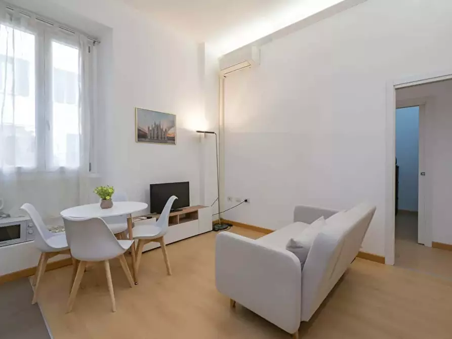 Immagine 12 di Appartamento in affitto  in Via Macedonio Melloni40 a Milano